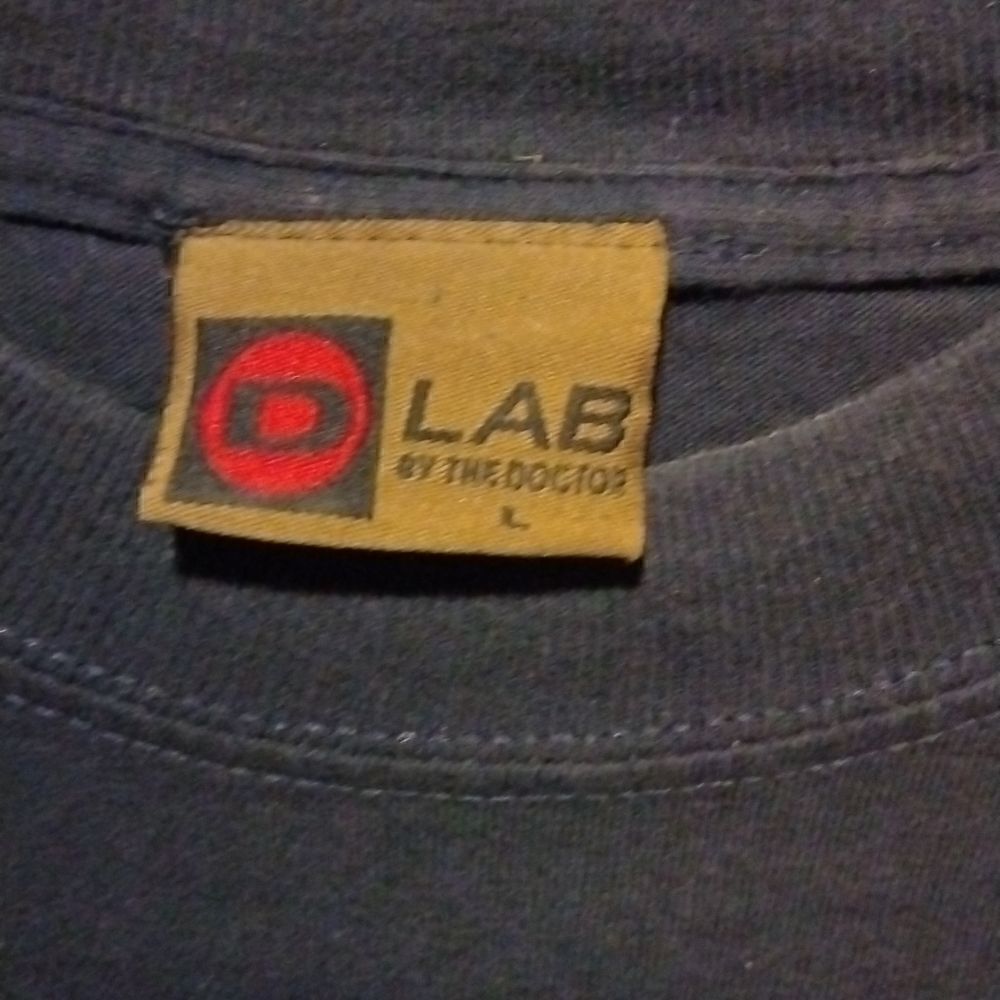 Bullseye Stud Tee   - Picture 3 of 3